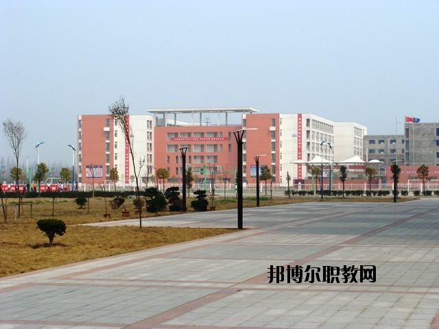 崇仁職業(yè)教育中心2020年報名條件、招生要求、招生對象 