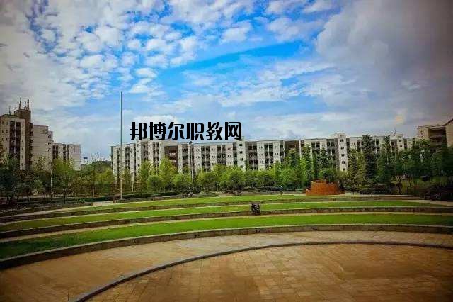隨州曾都電子工業學校2020年報名條件、招生要求、招生對象