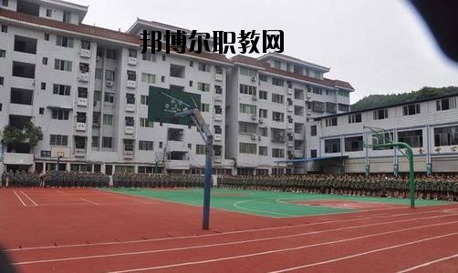 南充中等專(zhuān)業(yè)學(xué)校2020年報(bào)名條件、招生要求、招生對(duì)象