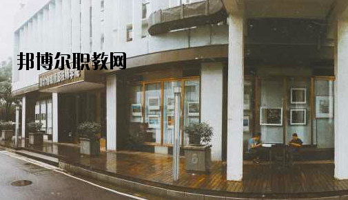 湖北傳媒攝影技師學院5