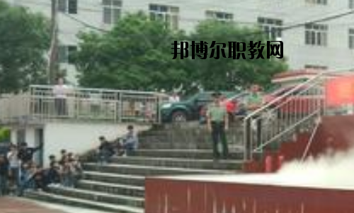 昭平職業教育中心2020年招生辦聯系電話