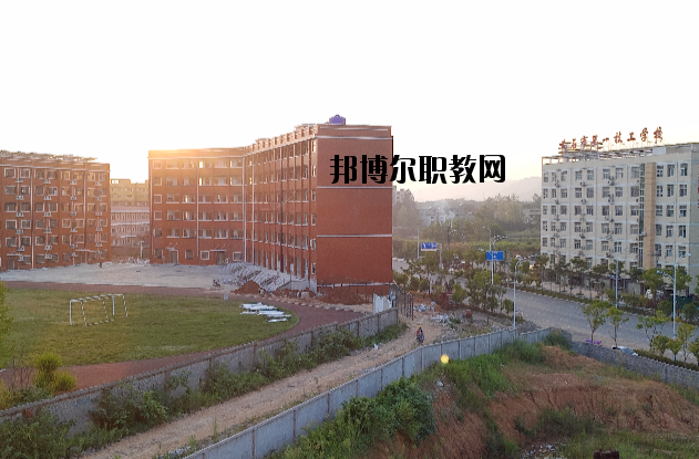 黃石第一技工學校2020年有哪些專業