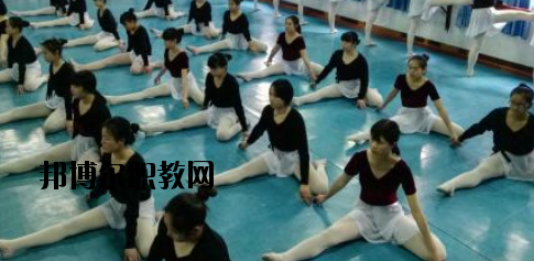 酒泉農墾技工學校2020年學費、收費多少