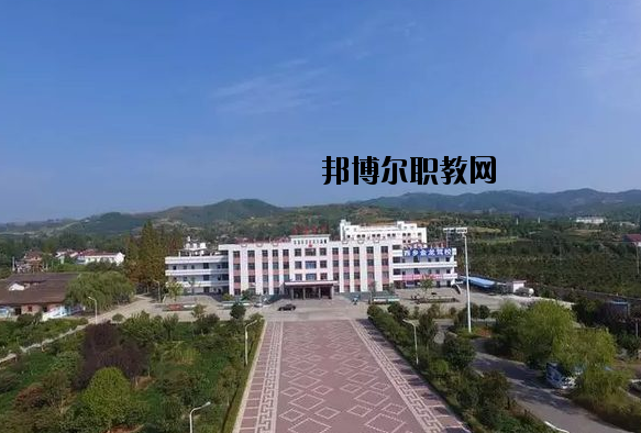 西鄉職業技術高中2020年招生簡章