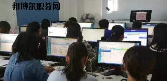 梧州機(jī)電技工學(xué)校2020年報(bào)名條件、招生要求、招生對(duì)象 
