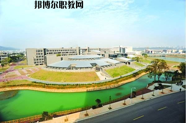 武穴財貿中等專業學校2020年報名條件、招生要求、招生對象