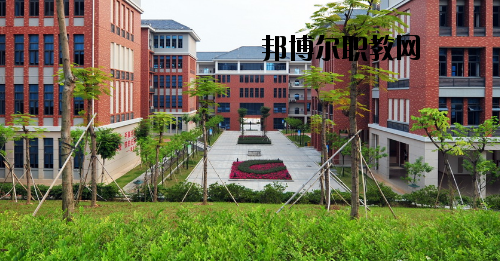 東莞輕工業(yè)學(xué)校2020年報(bào)名條件、招生要求、招生對(duì)象