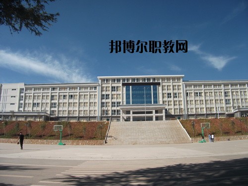 文山職業(yè)高級中學(xué)2020年報名條件、招生要求、招生對象