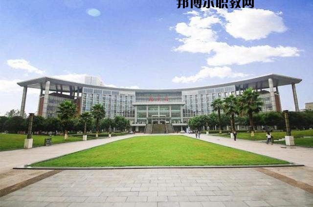 麻城順河高級職業中學2020年報名條件、招生要求、招生對象