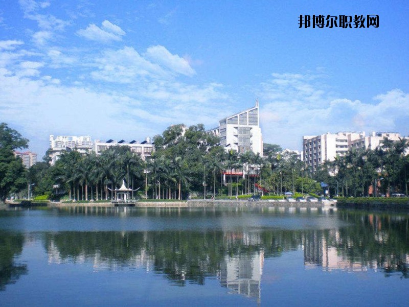 麻城宋埠職業(yè)高級(jí)中學(xué)2020年報(bào)名條件、招生要求、招生對(duì)象