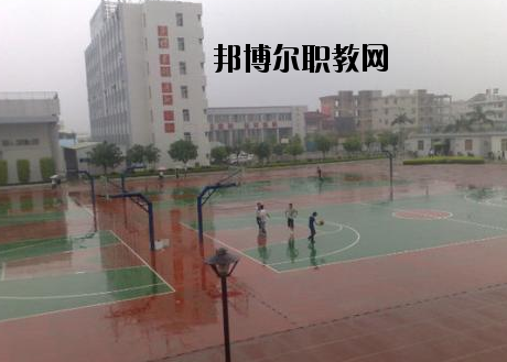 揭陽技工學校2020年招生辦聯(lián)系電話