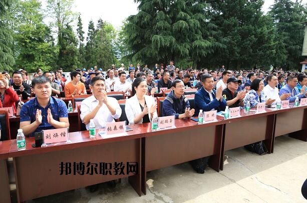 越西縣職業技術學校怎么樣