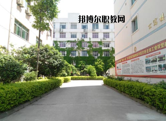 贛州光華職業(yè)技術(shù)學(xué)校2020年報名條件、招生要求、招生對象