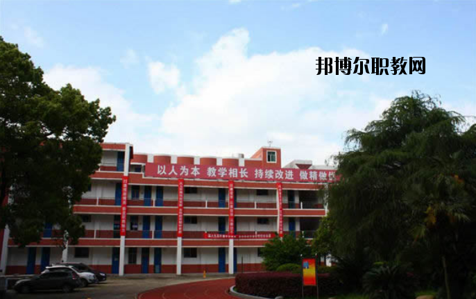 江西建筑工業學校2020年報名條件、招生要求、招生對象