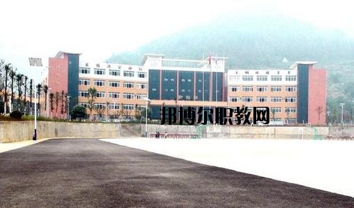 四川筠連職業技術學校學校怎么樣