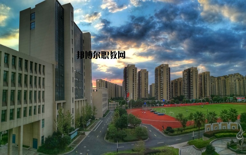永嘉縣四川中學(xué)2020年報(bào)名條件、招生要求、招生對(duì)象