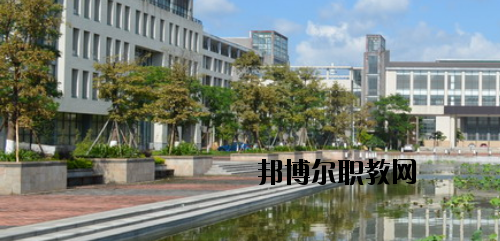佛山高明區(qū)職業(yè)技術(shù)學(xué)校2020年報(bào)名條件、招生要求、招生對(duì)象