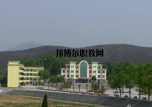 萍鄉(xiāng)武功山中等專(zhuān)業(yè)學(xué)校2020年報(bào)名條件、招生要求、招生對(duì)象