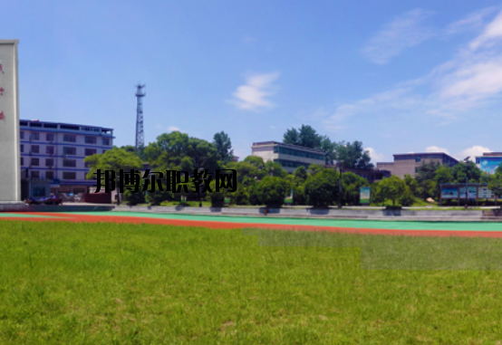 萍鄉(xiāng)湘東星海鐵路航空職業(yè)學校2020年招生辦聯(lián)系電話
