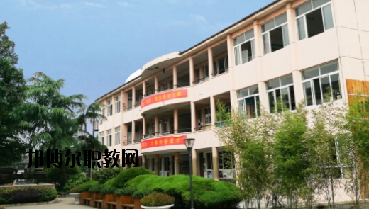 衢州育才職業中學2020年招辦聯系電話