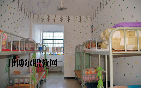 興國中等專業學校2020年宿舍條件