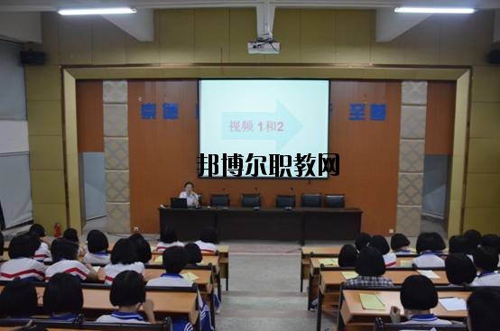 崇義職業(yè)中等專業(yè)學(xué)校2020年報(bào)名條件、招生要求、招生對(duì)象 