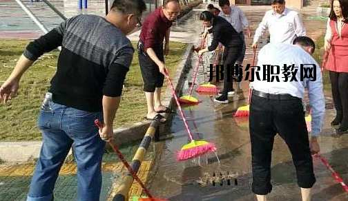 石家莊萬搏中等專業學校2020年招生辦聯系電話