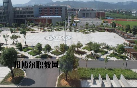 定西工貿中等專業學校2020年宿舍條件