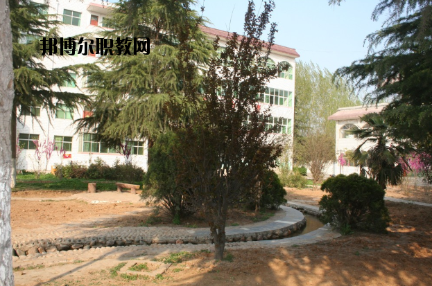 嵩縣中等專業學校網站網址