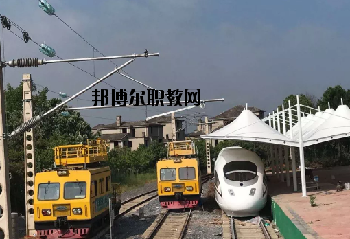 新余新興產(chǎn)業(yè)工程學(xué)校2020年有哪些專(zhuān)業(yè)