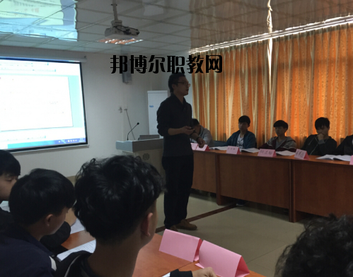 肇慶交通技工學校2020年招生辦聯系電話