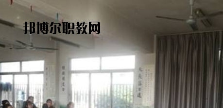 秦皇島燕成中等專業(yè)學(xué)校2020年報(bào)名條件、招生要求、招生對(duì)象 