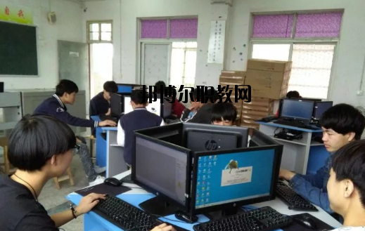 南城職業(yè)中等專業(yè)學(xué)校2020年報名條件、招生要求、招生對象