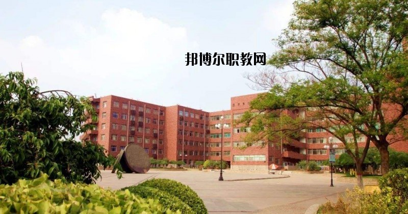 京山衛(wèi)生學校2020年有哪些專業(yè)