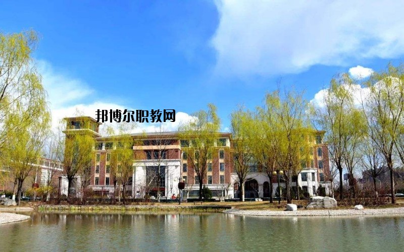 京山衛(wèi)生學(xué)校2020年報名條件、招生要求、招生對象