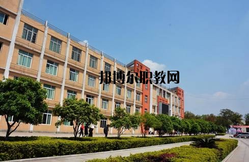 宜賓遠大職業技術學校2020年報名條件、招生要求、招生對象
