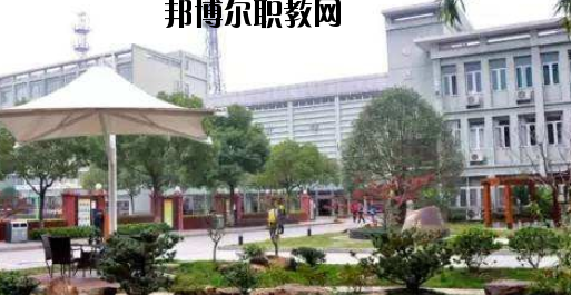 石家莊中美經貿中等專業學校怎么樣、好不好