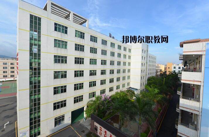 深圳寶山技工學校2020年報名條件、招生要求、招生對象