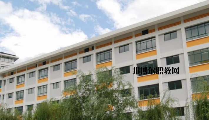 興山職業教育中心學校怎么樣、好不好