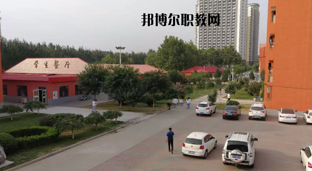 秦皇島渤?？萍贾械葘I學校