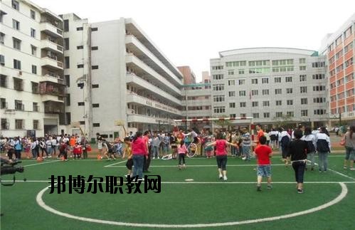 三臺縣文武職業(yè)技術(shù)學(xué)校2020年報名條件、招生要求、招生對象