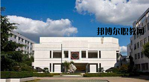 河南技工學校2021年招生辦聯系電話