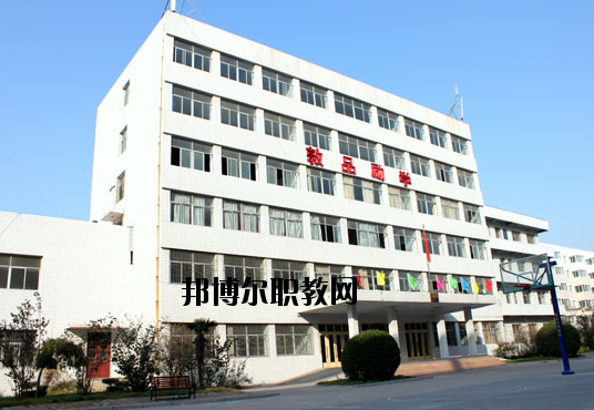 河南工業科技學校地址在哪里