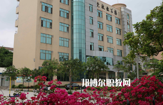 湛江海濱職業技術學校2020年報名條件、招生要求、招生對象