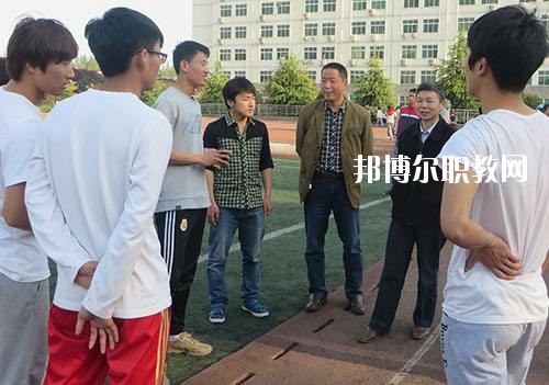 信陽建筑工程學校2021年招生辦聯系電話