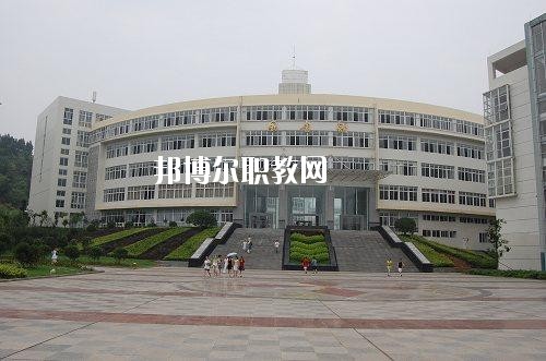 四川建筑技工學校2020年報名條件、招生要求、招生對象