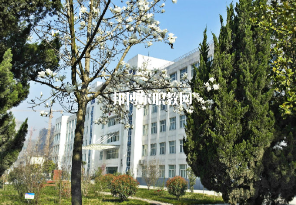 阜陽工業經濟學校網站網址