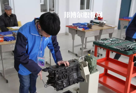 合肥市工程技術學校2020年報名條件、招生要求、招生對象
