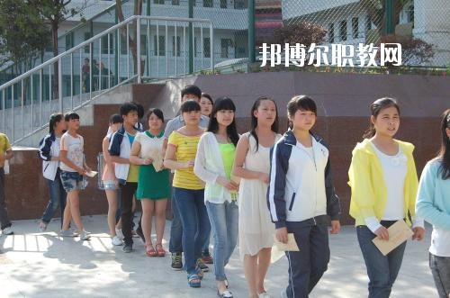 達州職業高級中學2020年報名條件、招生要求、招生對象