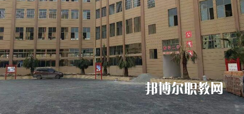 貴州航空工業技師學院樂灣校區怎么樣、好不好